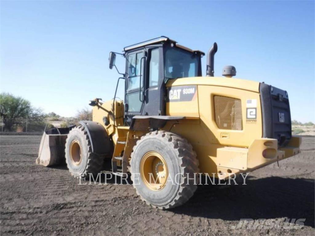 CAT 930M FC Pale gommate