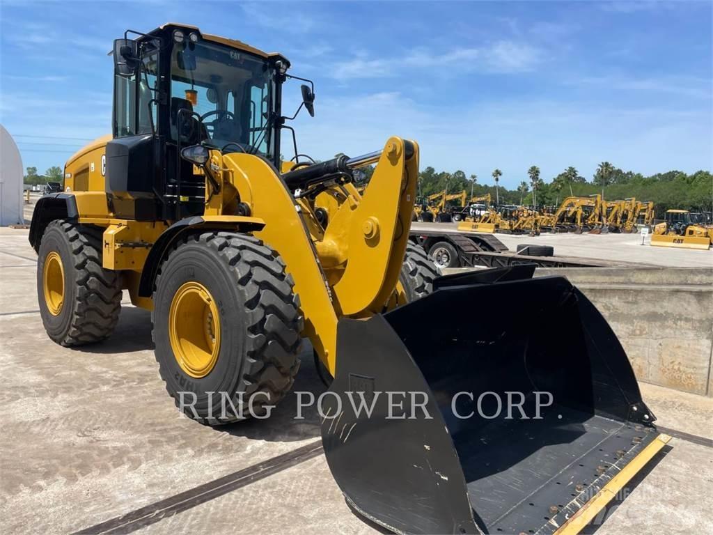 CAT 930MQC Pale gommate