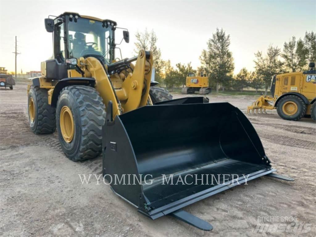 CAT 938 Pale gommate