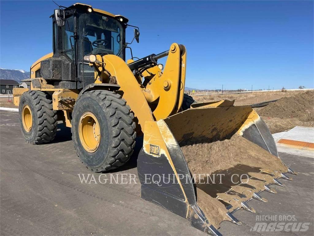 CAT 938 Pale gommate