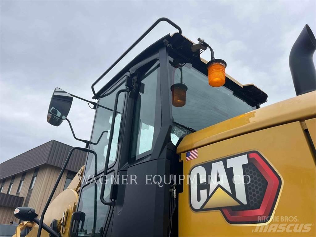 CAT 938 Pale gommate