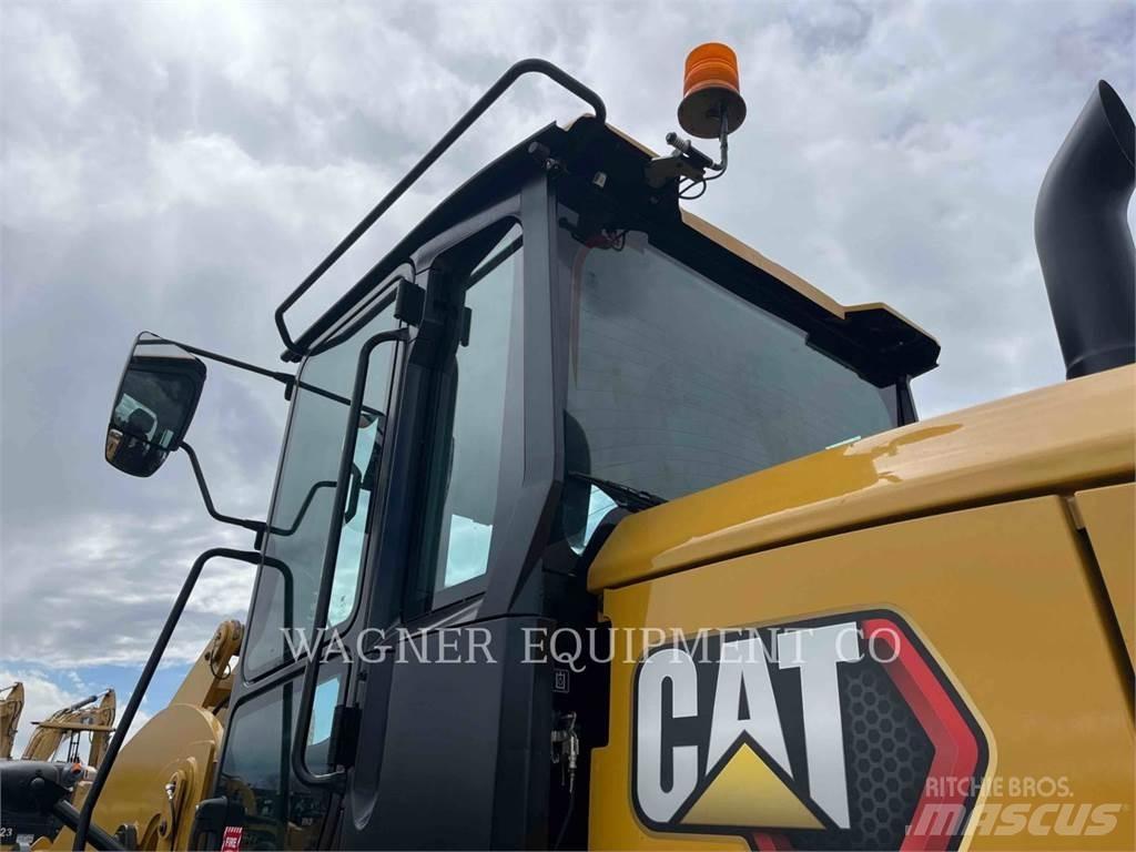 CAT 938 Pale gommate