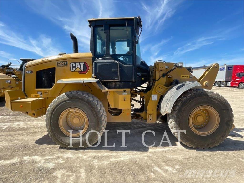 CAT 938 QC Pale gommate