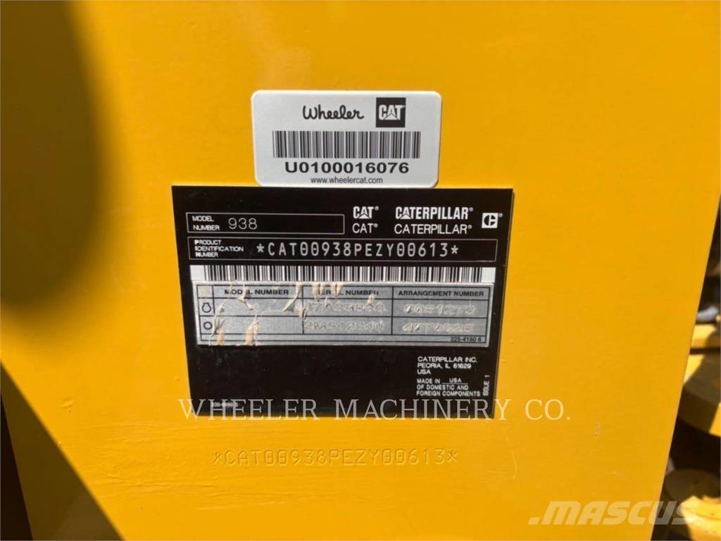 CAT 938 QC Pale gommate