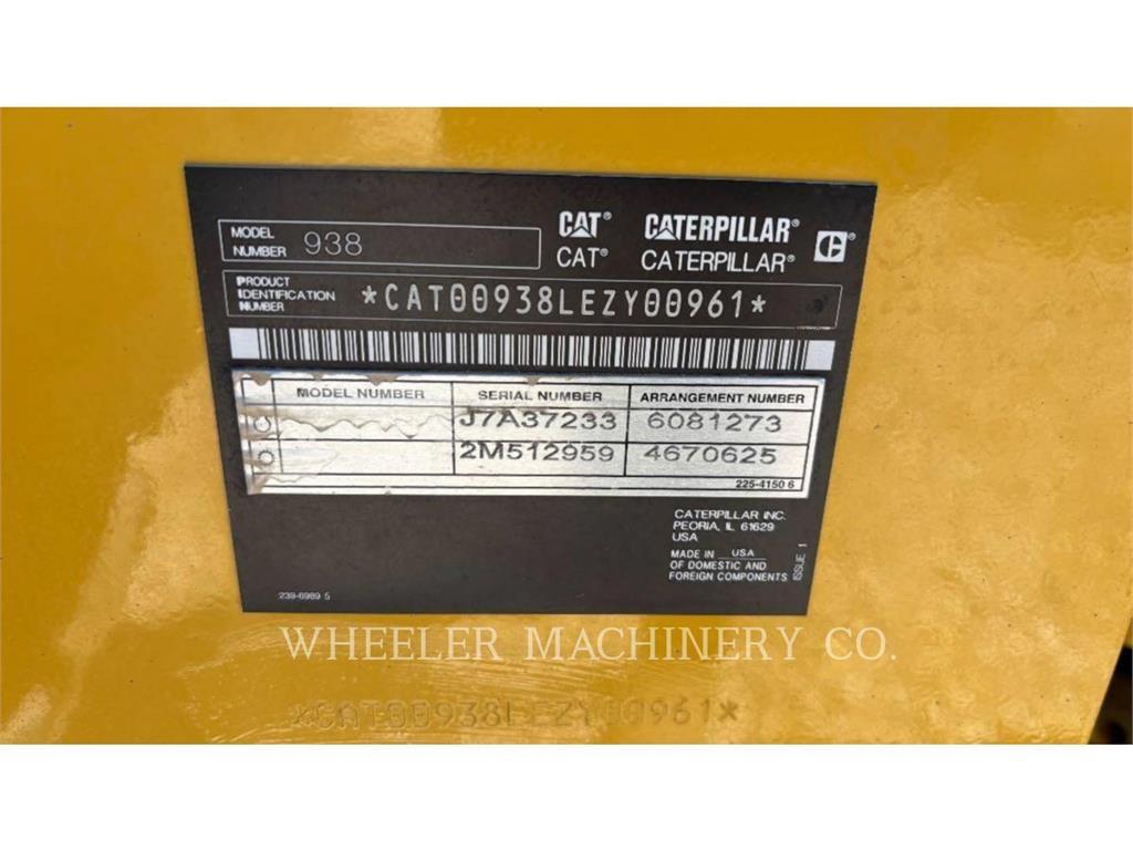 CAT 938 QC Pale gommate