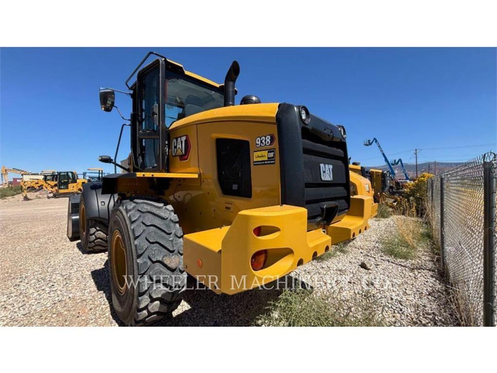 CAT 938 QC Pale gommate