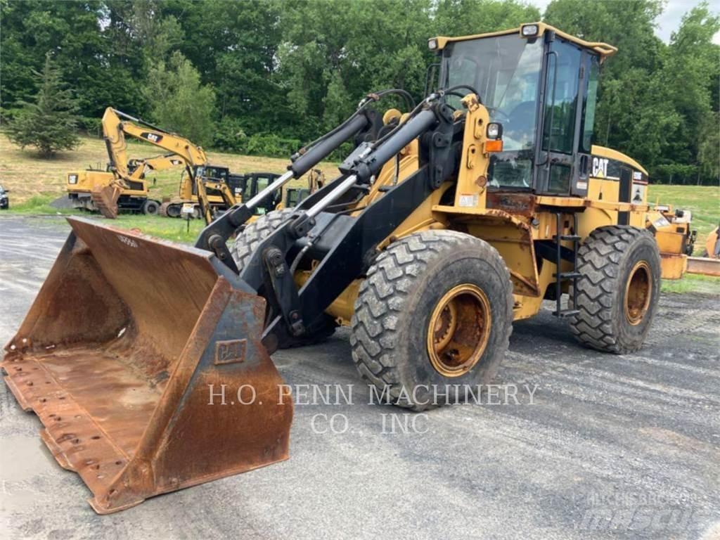 CAT 938GII Pale gommate