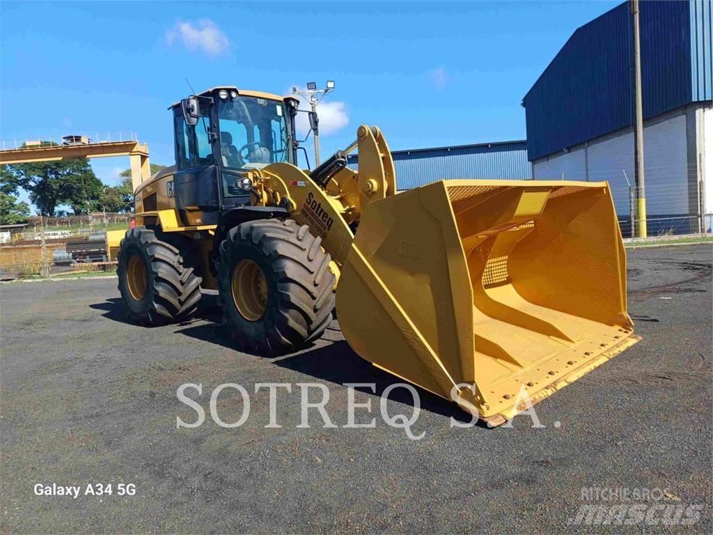 CAT 938K Pale gommate