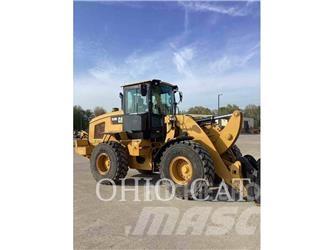 CAT 938M Pale gommate