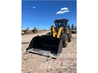 CAT 938M Pale gommate