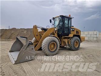 CAT 938M Pale gommate