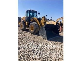 CAT 938M Pale gommate