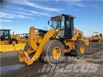 CAT 938M Pale gommate