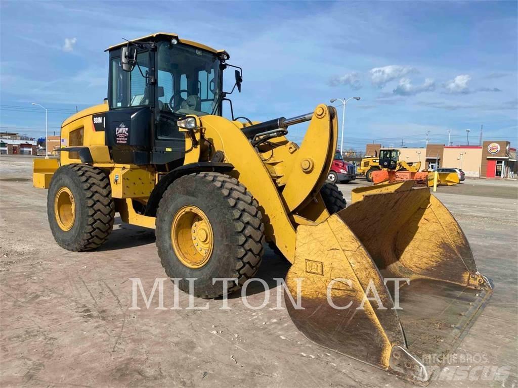 CAT 938M Pale gommate