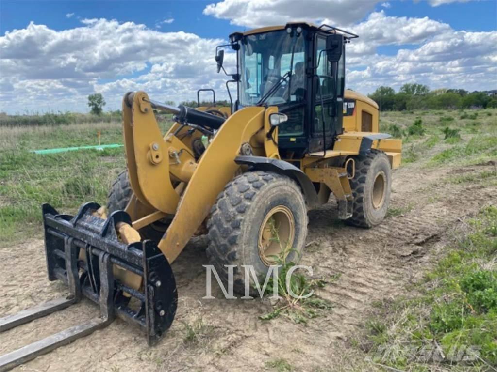 CAT 938M Pale gommate