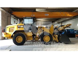 CAT 938M Pale gommate