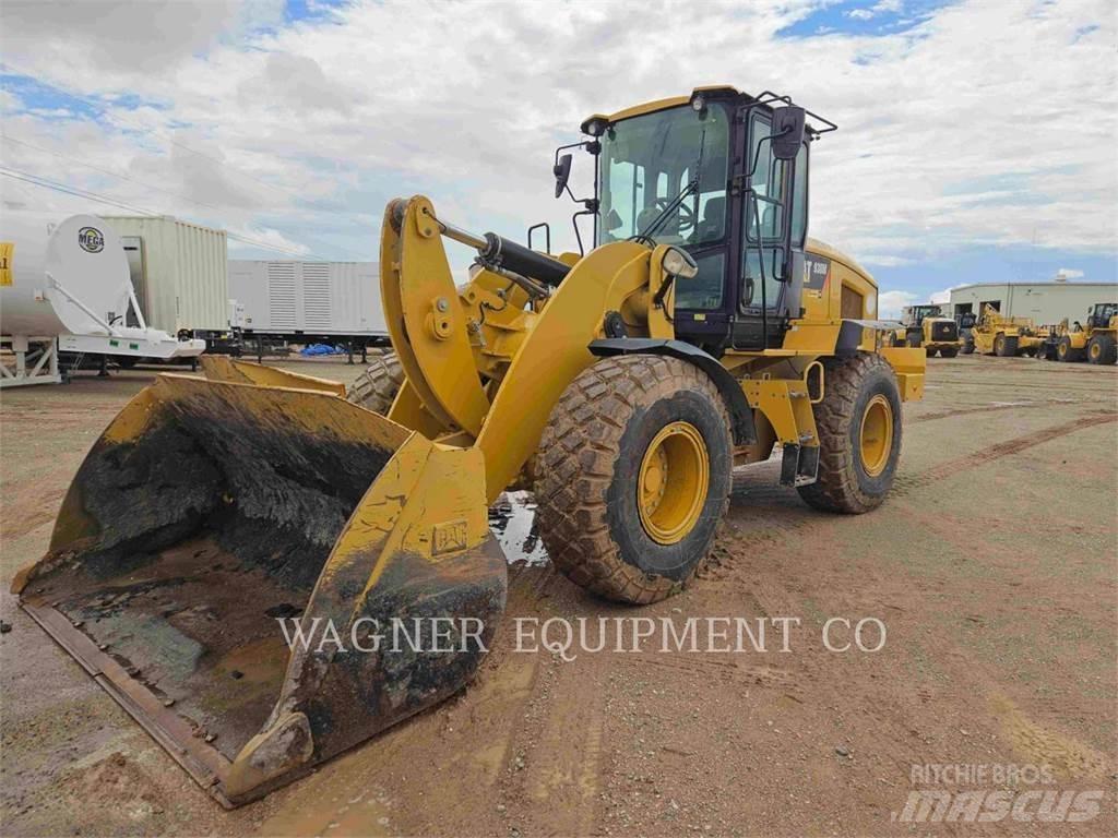 CAT 938M Pale gommate
