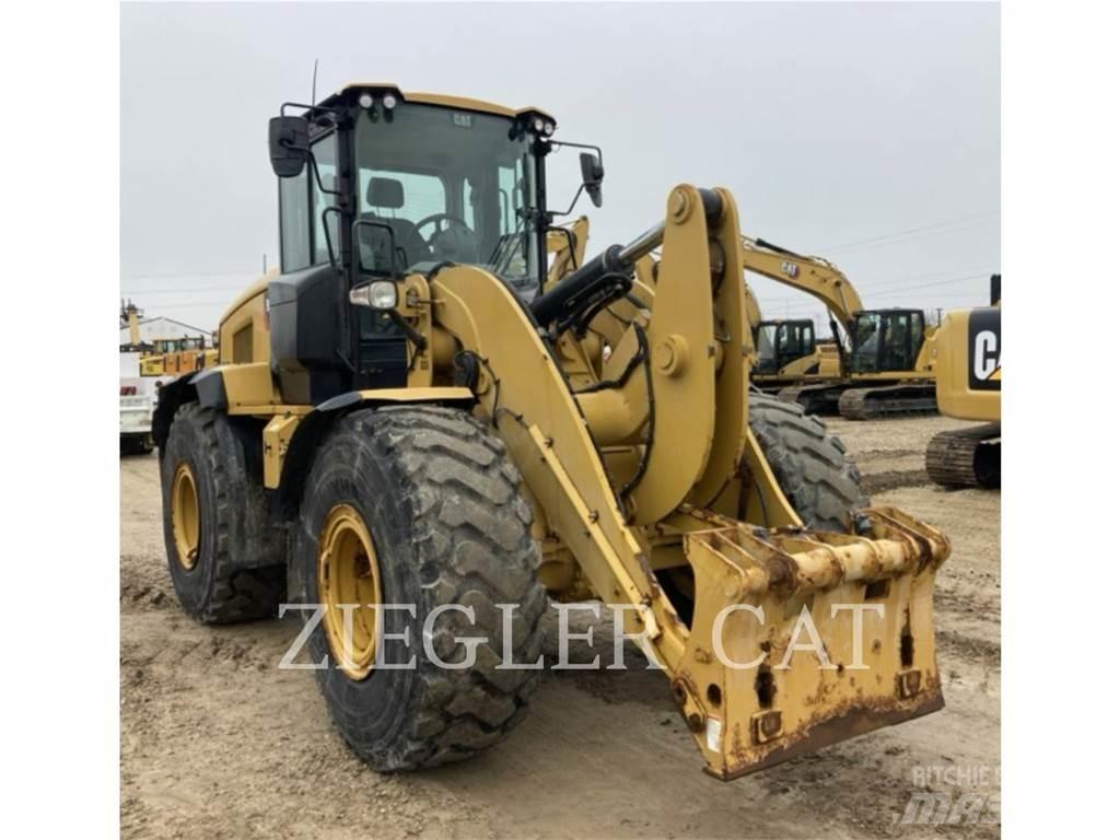 CAT 938M Pale gommate