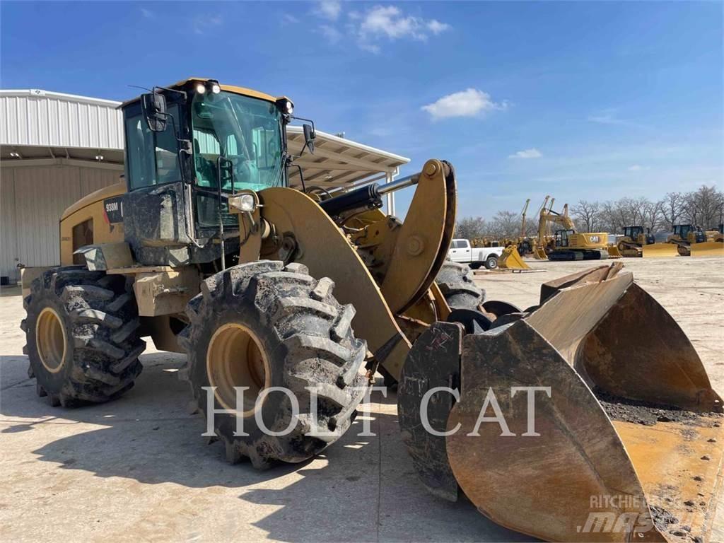 CAT 938M Pale gommate
