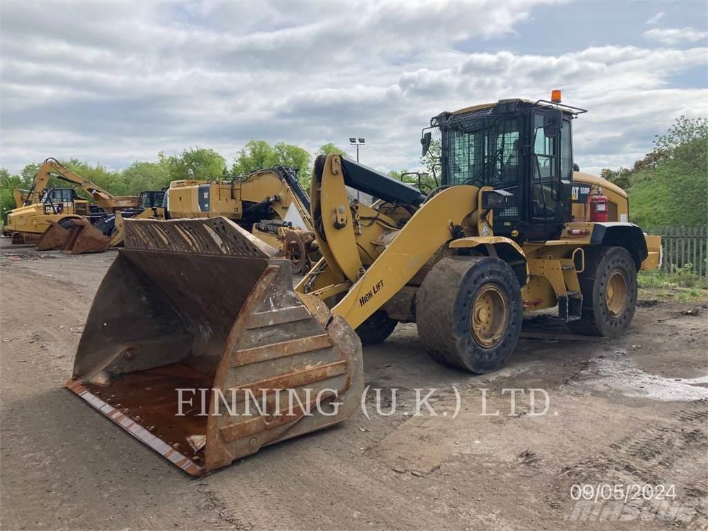 CAT 938M Pale gommate