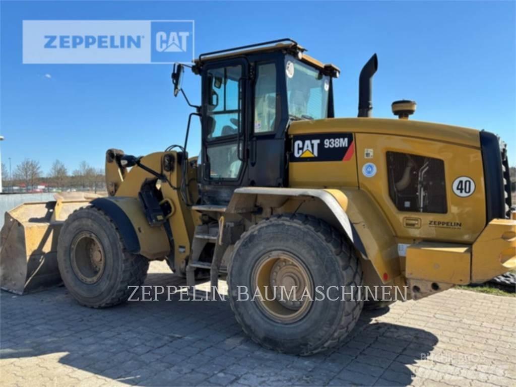 CAT 938M Pale gommate