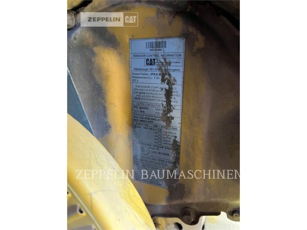 CAT 938M Pale gommate