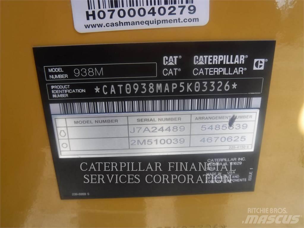 CAT 938M Pale gommate