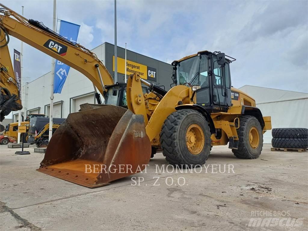 CAT 938M Pale gommate