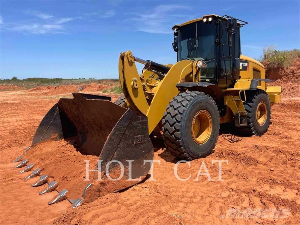 CAT 938M Pale gommate