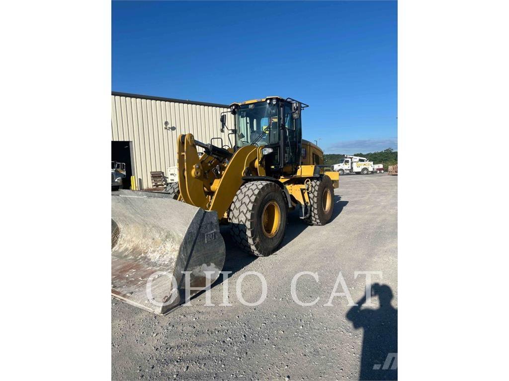 CAT 938M Pale gommate