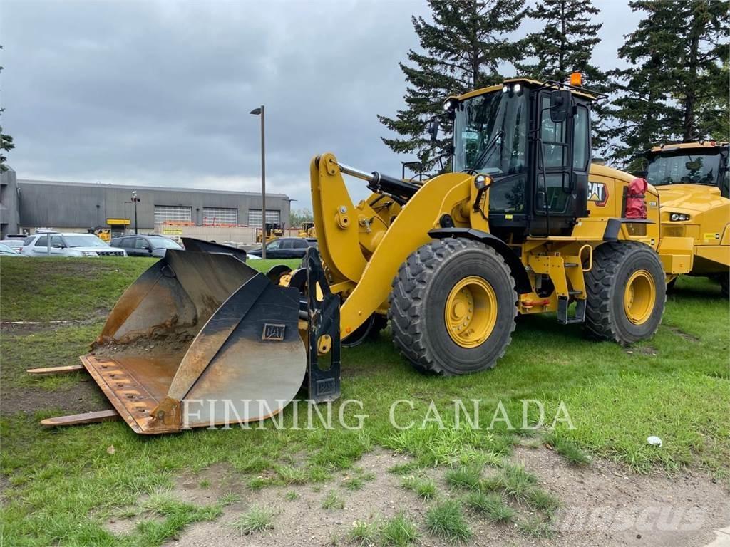 CAT 938M Pale gommate