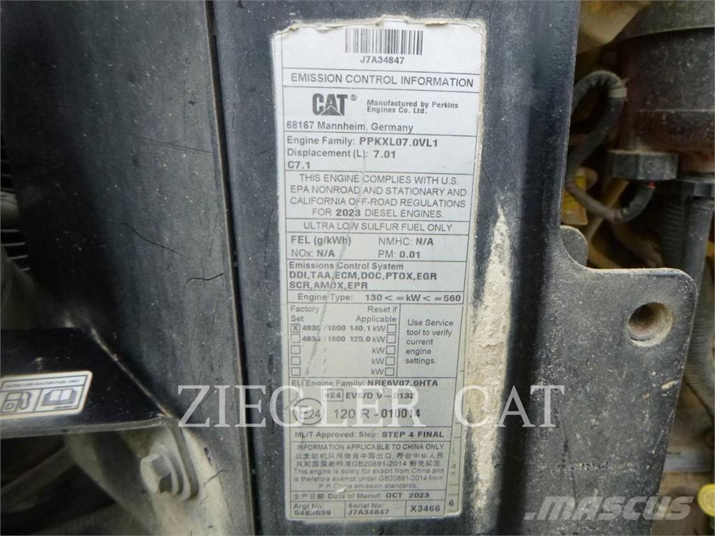 CAT 938M Pale gommate