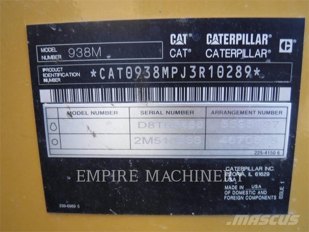 CAT 938M Pale gommate