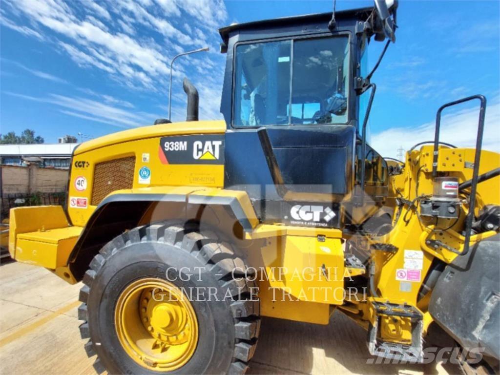 CAT 938M Pale gommate