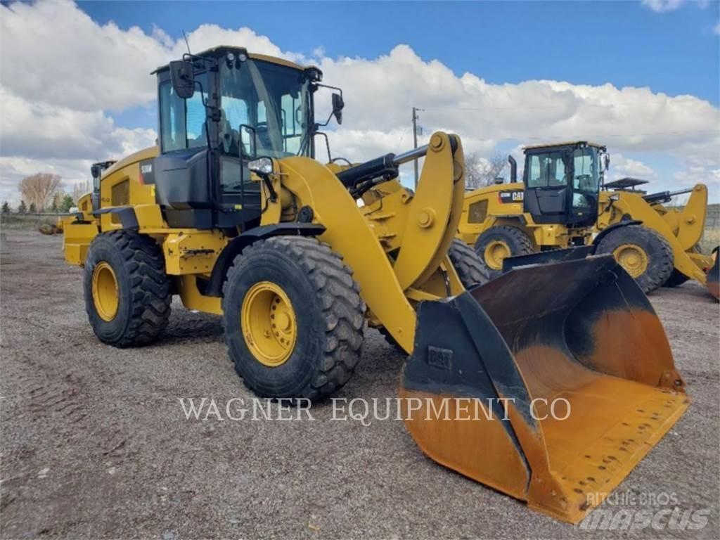 CAT 938M Pale gommate