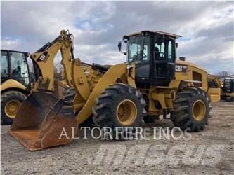 CAT 938M Pale gommate