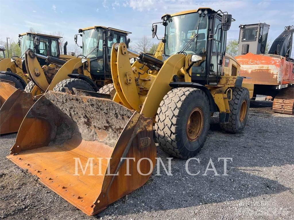CAT 938M 2V Pale gommate