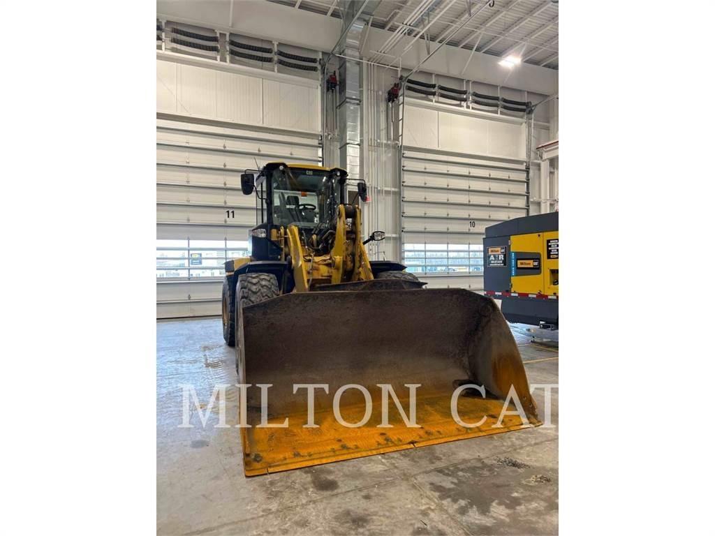 CAT 938M 3V Pale gommate