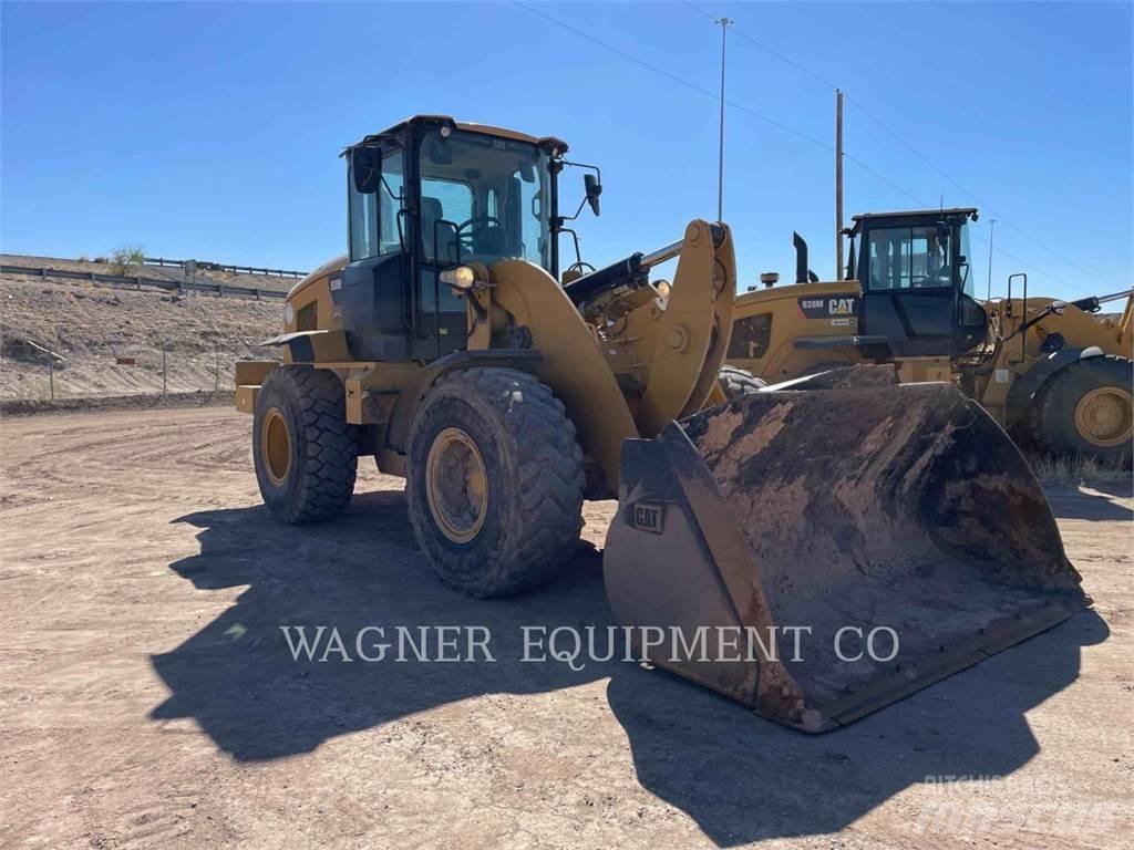 CAT 938M FC Pale gommate