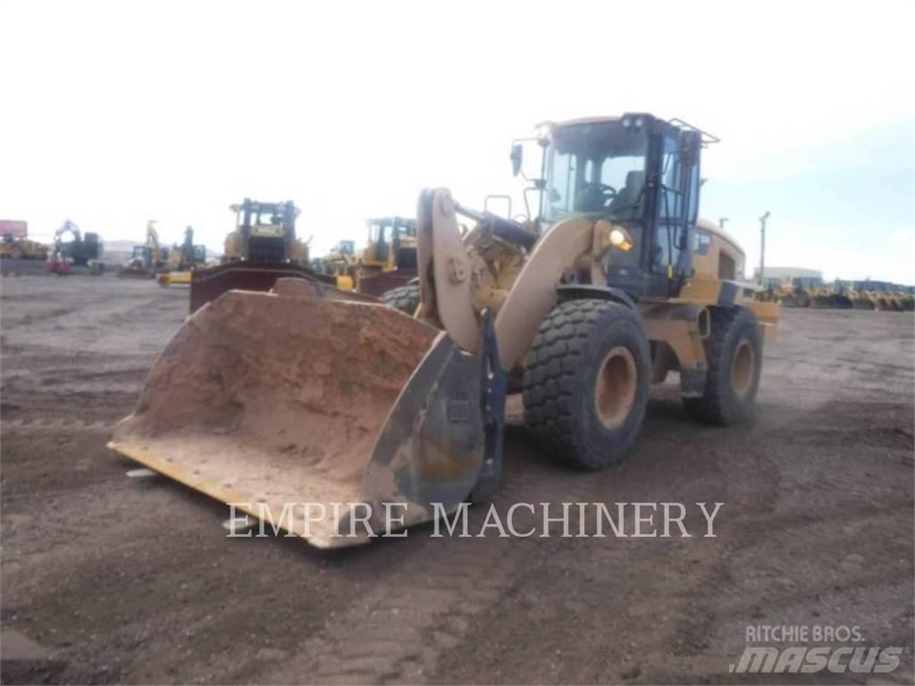 CAT 938M FC Pale gommate