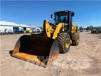 CAT 938M FC Pale gommate