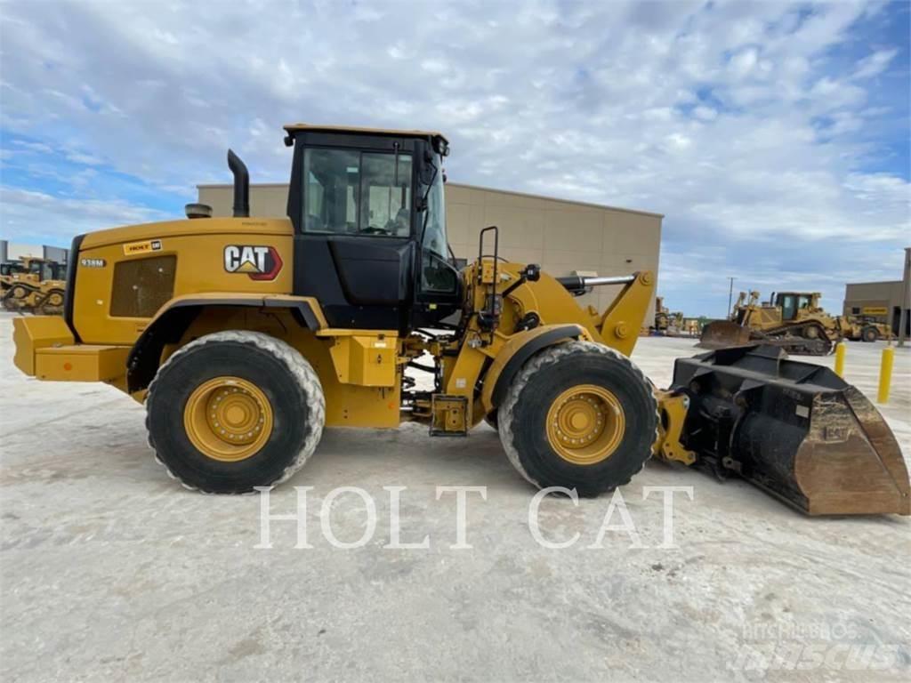 CAT 938M ISO Pale gommate