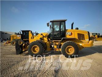 CAT 938M QC Pale gommate