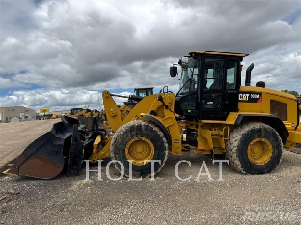 CAT 938M QC Pale gommate