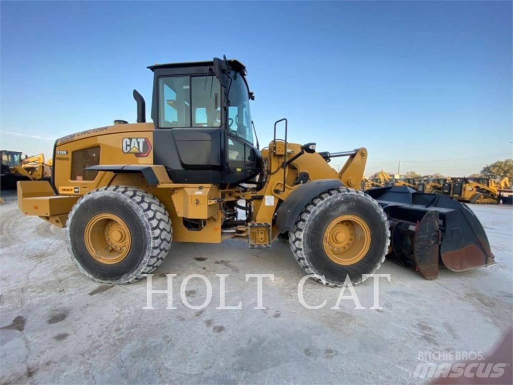 CAT 938M QC Pale gommate