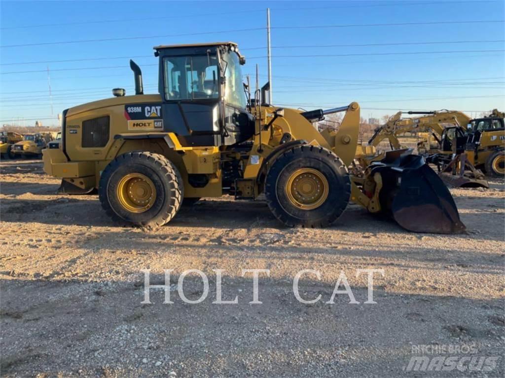 CAT 938M QC Pale gommate