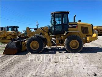 CAT 938M QC Pale gommate