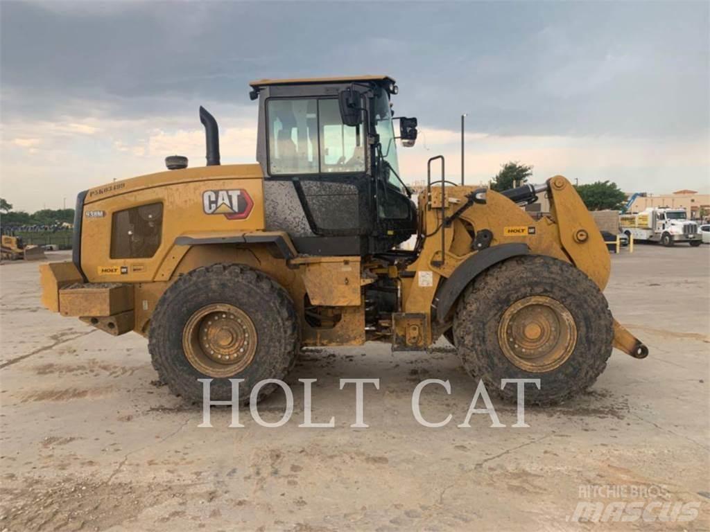 CAT 938M QC Pale gommate