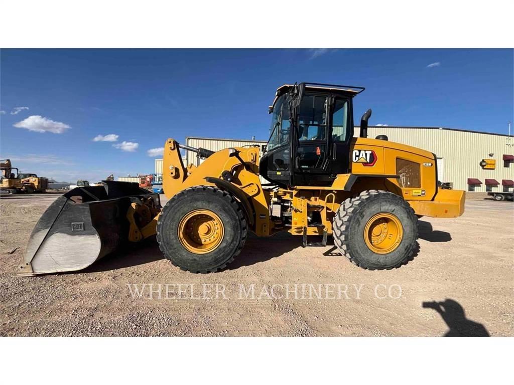 CAT 938M QC Pale gommate