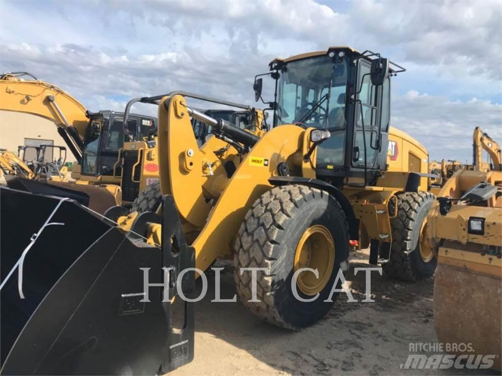 CAT 938M QC Pale gommate